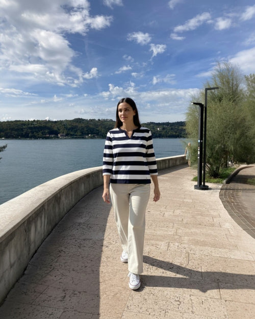 Streifen-Shirt in Navy & Weiß – Zeitlos, bequem & vielseitig