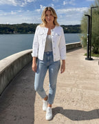 Jeansjacke mit Rundhalsausschnitt – Garment Dyed Look