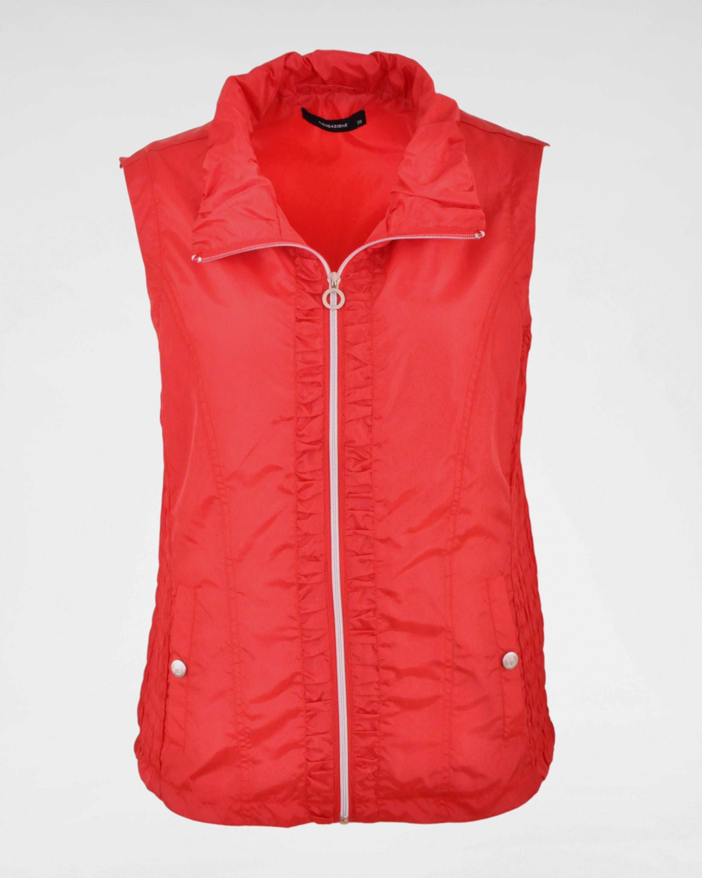 Leichte, funktionale Damen Steppweste in Rot mit modischer Rüschung