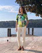 Shirt mit Tropical-Patchwork – Modernes Printshirt in Grün-Multicolor