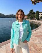 Jeansjacke – Garment Dyed mit praktischen Taschen