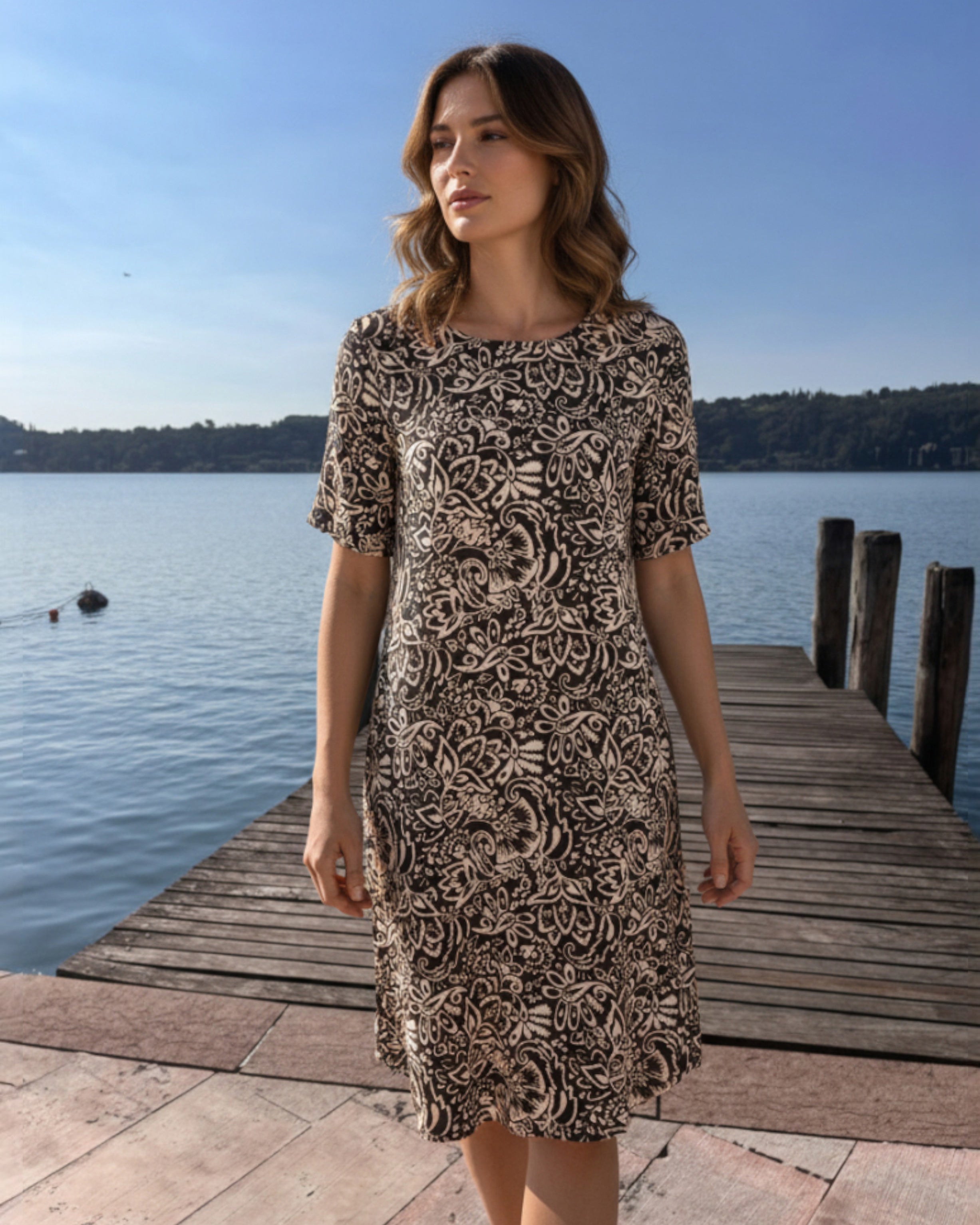 💚🤍❤️ Gemustertes Jersey-Kleid „Siena“ – Kurzarmkleid in schwarz/beige