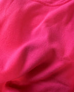 Super flauschiger Statement Übergangspullover in strahlendem pink