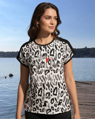 Smile Love Printshirt aus Viskose – Schwarz/Weiß