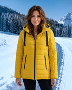 Steppjacke mit abnehmbarer Kapuze