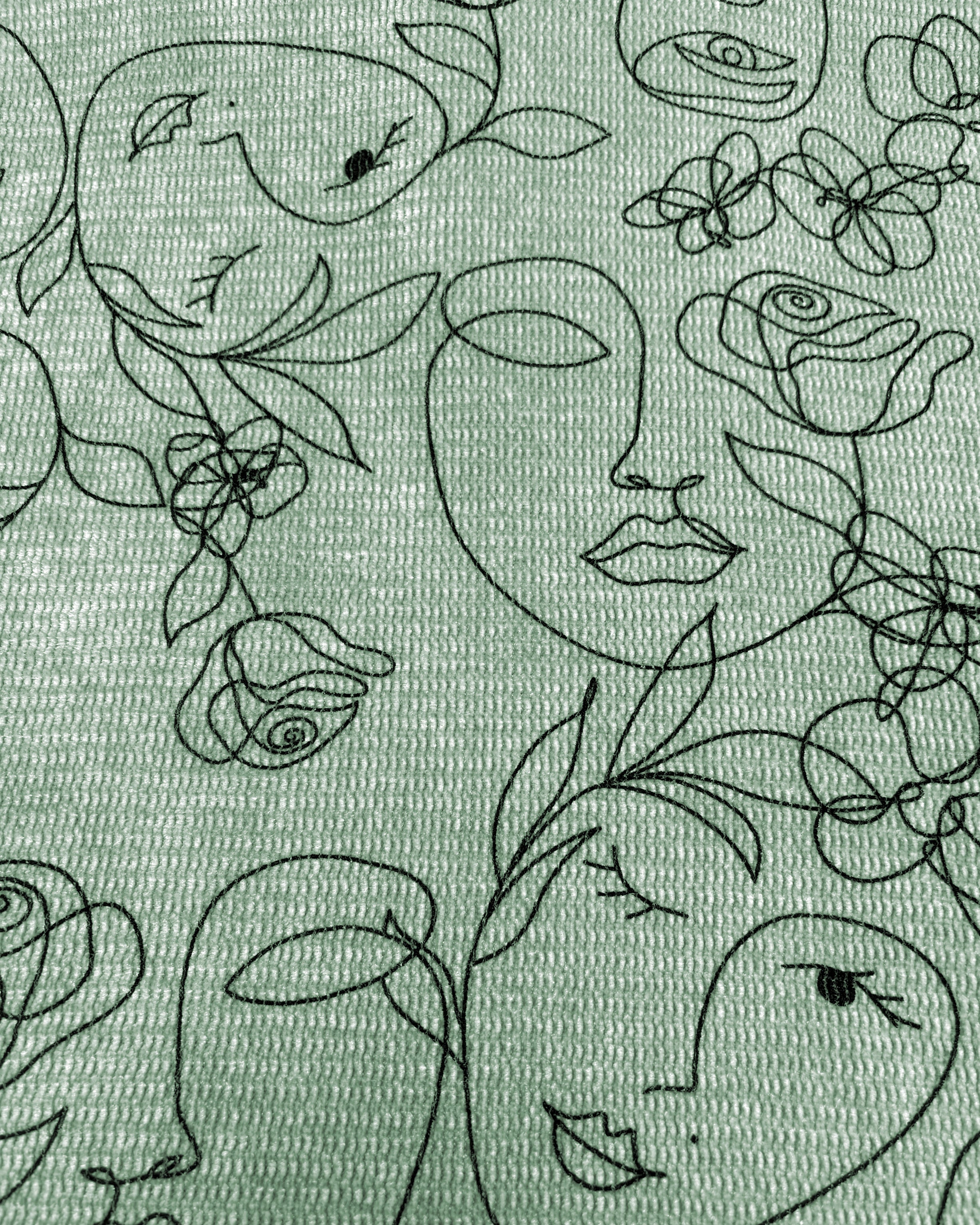 Elegantes Line-Art Cord Sweaty