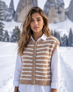 Strickweste mit Streifen